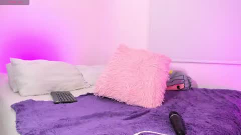 Snapshot of karly__rios chatting on July 7, 2026, 6:47 am Karlyy online show from July 7, 2026, 6:47 am