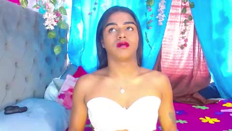 KARLY.  online show from September 29, 2025, 11:37 am