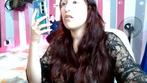Snapshot of karly_lovex_ chatting on June 19, 2026, 10:35 pm karly_lovex_ online show from June 19, 2026, 10:35 pm