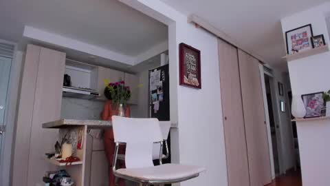 Karlye online show from June 1, 2026, 3:03 pm