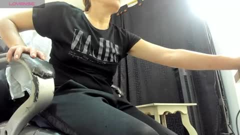 KARLYE online show from June 30, 2026, 3:18 am