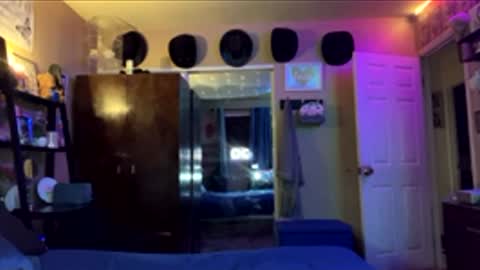 Karlykox online show from May 6, 2026, 10:04 pm