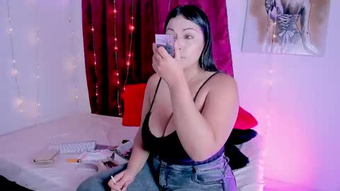 karlyprintt34 online show from April 22, 2026, 1:01 pm