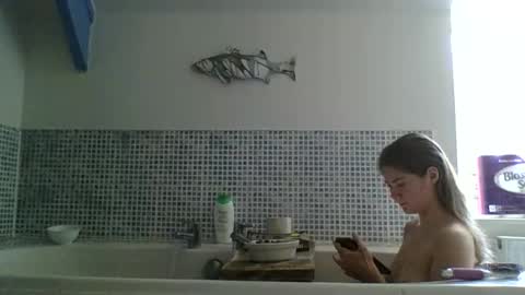 Snapshot of karmaqueen123 chatting on April 19, 2026, 8:35 am Karma Queen online show from April 19, 2026, 8:35 am