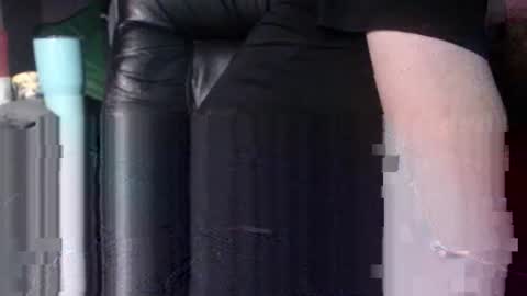 Snapshot of karnyx3 chatting on March 9, 2026, 5:17 pm Karlos Montoya online show from March 9, 2026, 5:17 pm