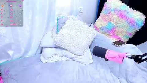 Snapshot of karol2023 chatting on September 11, 2025, 7:03 pm Karol online show from September 11, 2025, 7:03 pm