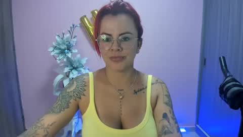 kAROL MILF   online show from December 31, 2024, 12:00 am