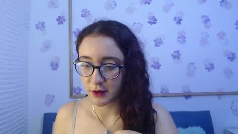 Snapshot of karol_prescot chatting on May 11, 2026, 4:15 pm Karol online show from May 11, 2026, 4:15 pm