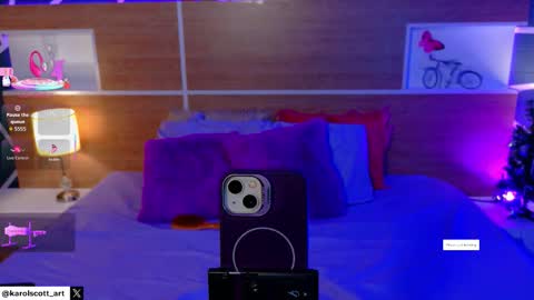 KAROL SCOTT online show from December 3, 2025, 8:18 pm