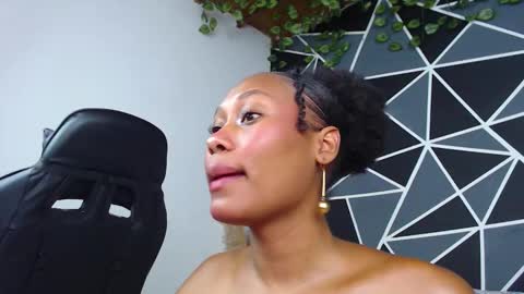 Karol  online show from October 10, 2025, 7:46 pm