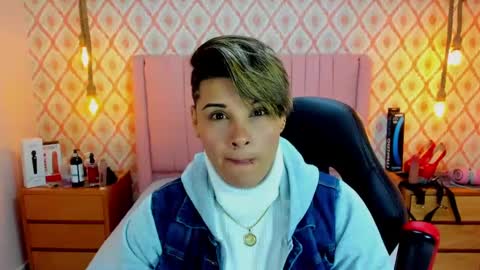 Snapshot of karolandluna chatting on March 3, 2025, 3:08 am Karol and Luna online show from March 3, 2025, 3:08 am
