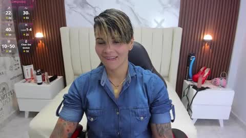 Snapshot of karolandluna chatting on March 4, 2025, 2:49 am Karol and Luna online show from March 4, 2025, 2:49 am