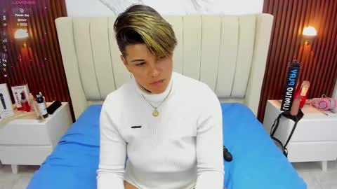Snapshot of karolandluna chatting on March 7, 2025, 8:02 am Karol and Luna online show from March 7, 2025, 8:02 am