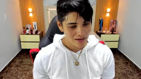 Snapshot of karolandluna chatting on September 9, 2025, 7:35 pm Karol and Luna online show from September 9, 2025, 7:35 pm