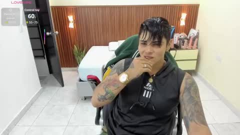Snapshot of karolandluna chatting on September 11, 2025, 2:33 am Karol and Luna online show from September 11, 2025, 2:33 am