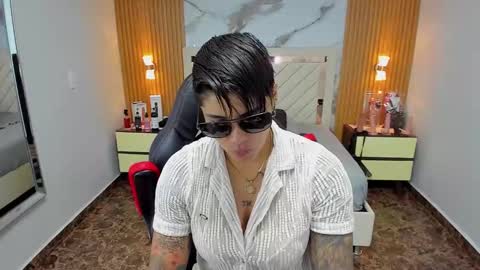 Karol and Luna online show from November 20, 2025, 7:24 pm