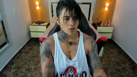 Snapshot of karolandluna chatting on July 14, 2026, 12:22 pm Karol and Luna online show from July 14, 2026, 12:22 pm