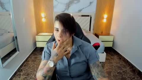 Snapshot of karolandluna chatting on July 23, 2026, 7:23 pm Karol and Luna online show from July 23, 2026, 7:23 pm