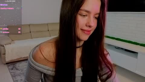 Molly online show from April 1, 2026, 1:41 pm