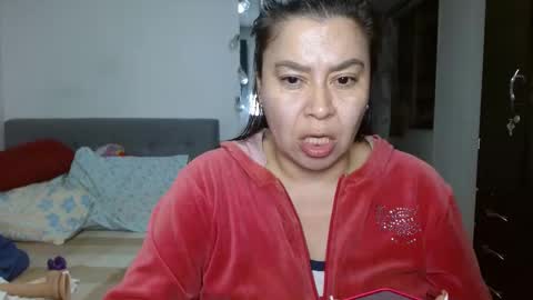 Snapshot of karolhot_x chatting on January 6, 2025, 4:26 am karol online show from January 6, 2025, 4:26 am