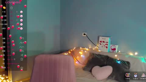 Kira online show from February 10, 2026, 2:04 am