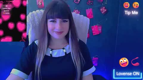 Snapshot of karolina_mia chatting on May 19, 2026, 5:47 am Caroline online show from May 19, 2026, 5:47 am