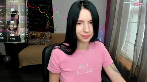 Karolina online show from April 4, 2026, 5:38 am