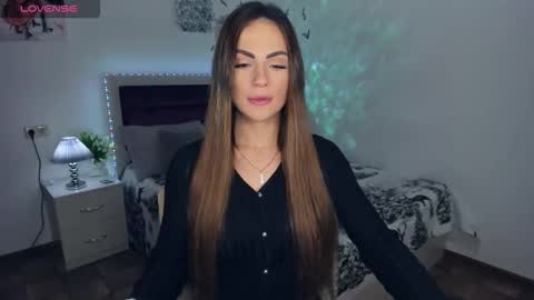 Karolina online show from December 1, 2025, 5:34 am