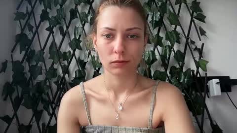 karoline121 online show from February 9, 2026, 8:18 am