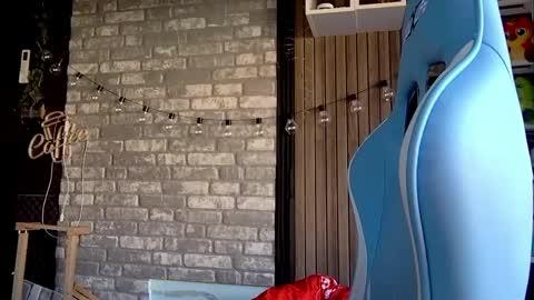 karoline121 online show from March 4, 2026, 7:36 am