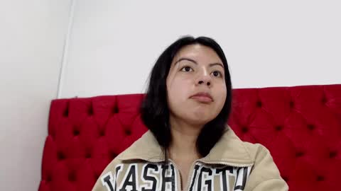 Isa online show from February 18, 2025, 11:22 am