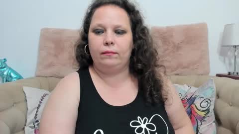 Snapshot of karolinejoyy chatting on December 8, 2024, 11:29 pm KarolineJoyy online show from December 8, 2024, 11:29 pm