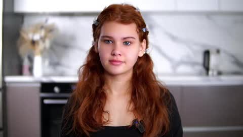 Snapshot of karolinerush chatting on November 20, 2025, 12:16 pm lina online show from November 20, 2025, 12:16 pm