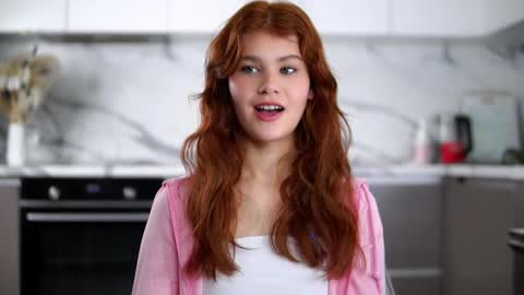 Snapshot of karolinerush chatting on November 25, 2025, 11:21 am lina online show from November 25, 2025, 11:21 am