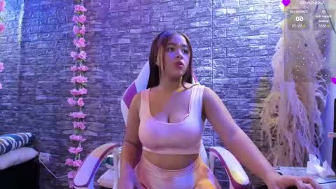KAROLL online show from September 30, 2025, 1:38 pm