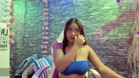 KAROLL online show from October 2, 2025, 2:02 pm