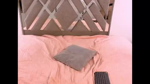 karooz_viirgin online show from January 10, 2026, 10:47 pm