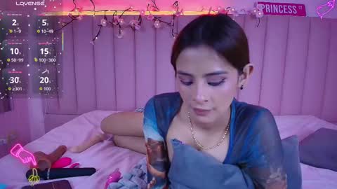 Snapshot of karriewatson chatting on November 8, 2025, 8:18 pm Greta Brown online show from November 8, 2025, 8:18 pm