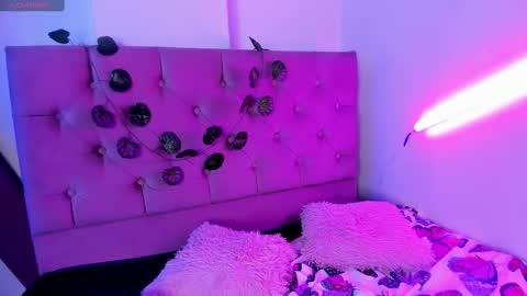 Karyy  online show from December 19, 2024, 7:07 am