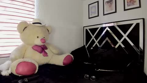 Kasie lopez online show from September 26, 2025, 7:18 pm