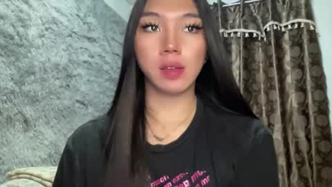 Majesty online show from February 25, 2025, 5:25 pm