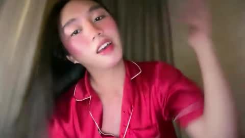 Snapshot of kat_hollandx chatting on May 11, 2026, 5:54 pm Majesty online show from May 11, 2026, 5:54 pm