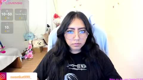 Snapshot of kat_ly_chan chatting on February 18, 2025, 2:38 pm Kat       online show from February 18, 2025, 2:38 pm