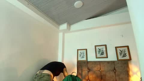 Snapshot of kat_paradisse chatting on May 12, 2026, 11:51 am kat paradisse online show from May 12, 2026, 11:51 am