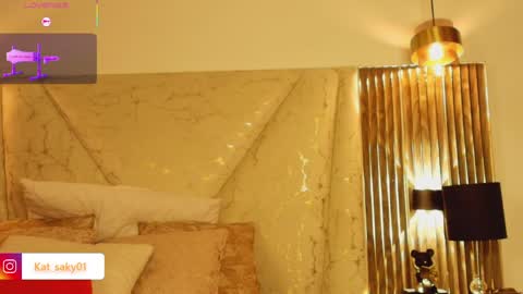 Saky online show from April 17, 2026, 11:52 pm