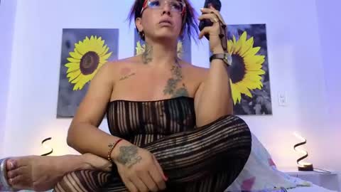 Snapshot of kata_lhella chatting on May 8, 2026, 6:57 pm Katalina online show from May 8, 2026, 6:57 pm