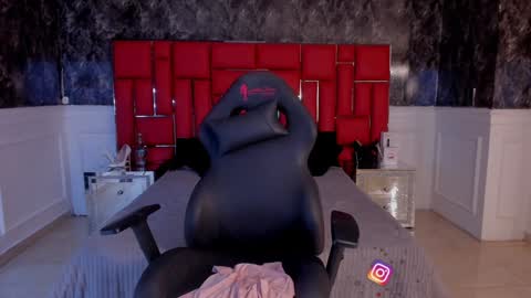 Snapshot of kataadelafontaine chatting on January 30, 2025, 4:27 am Kata online show from January 30, 2025, 4:27 am