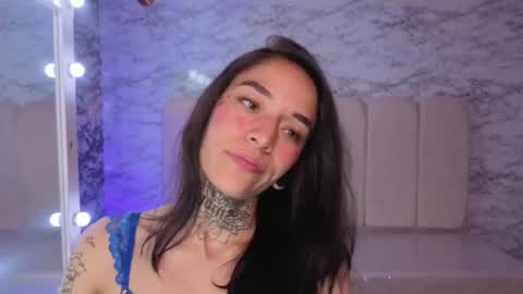 kataleya_t online show from October 15, 2025, 4:01 am