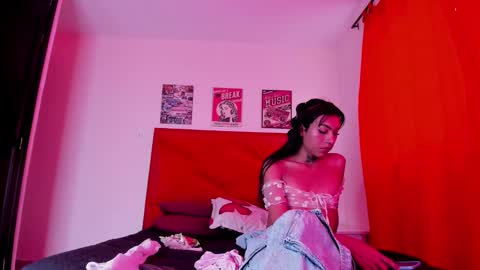 Snapshot of kataleyaa_horny chatting on January 17, 2025, 8:55 pm kataleya horny online show from January 17, 2025, 8:55 pm