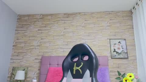 katalinahell online show from January 5, 2025, 11:33 pm